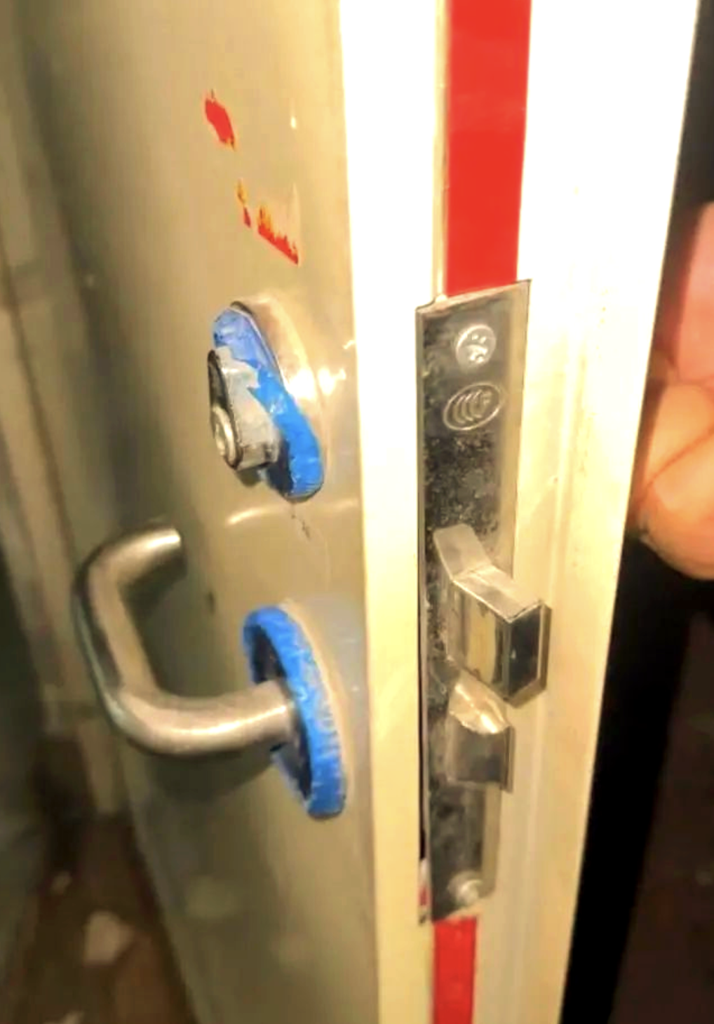 Chi hơn 50 tỷ đồng mua biệt thự 375m2, mỗi năm mất 250 triệu phí bảo trì: 6 năm sau quay lại “sốc nặng” với cảnh tượng không tưởng- Ảnh 3. Chi hơn 50 tỷ đồng mua biệt thự 375m2, mỗi năm mất 250 triệu phí bảo trì: 6 năm sau quay lại “sốc nặng” với cảnh tượng không tưởng- Ảnh 3.