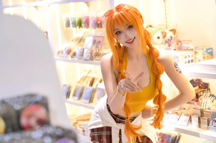 Cosplay Nami, khi nữ thần One Piece bước ra đời thực xuất thần đến từng milimet- Ảnh 4. Cosplay Nami, khi nữ thần One Piece bước ra đời thực xuất thần đến từng milimet- Ảnh 4.
