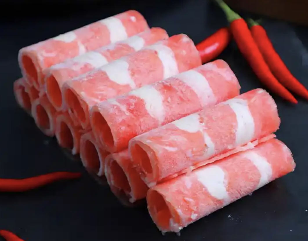 Rùng mình: Đột kích kho lạnh, tịch thu 100 tấn thịt bẩn chất thành đống, sắp chuyển đến các nhà hàng lẩu, nướng tổng giá trị lên tới hơn 18 tỷ đồng- Ảnh 3.