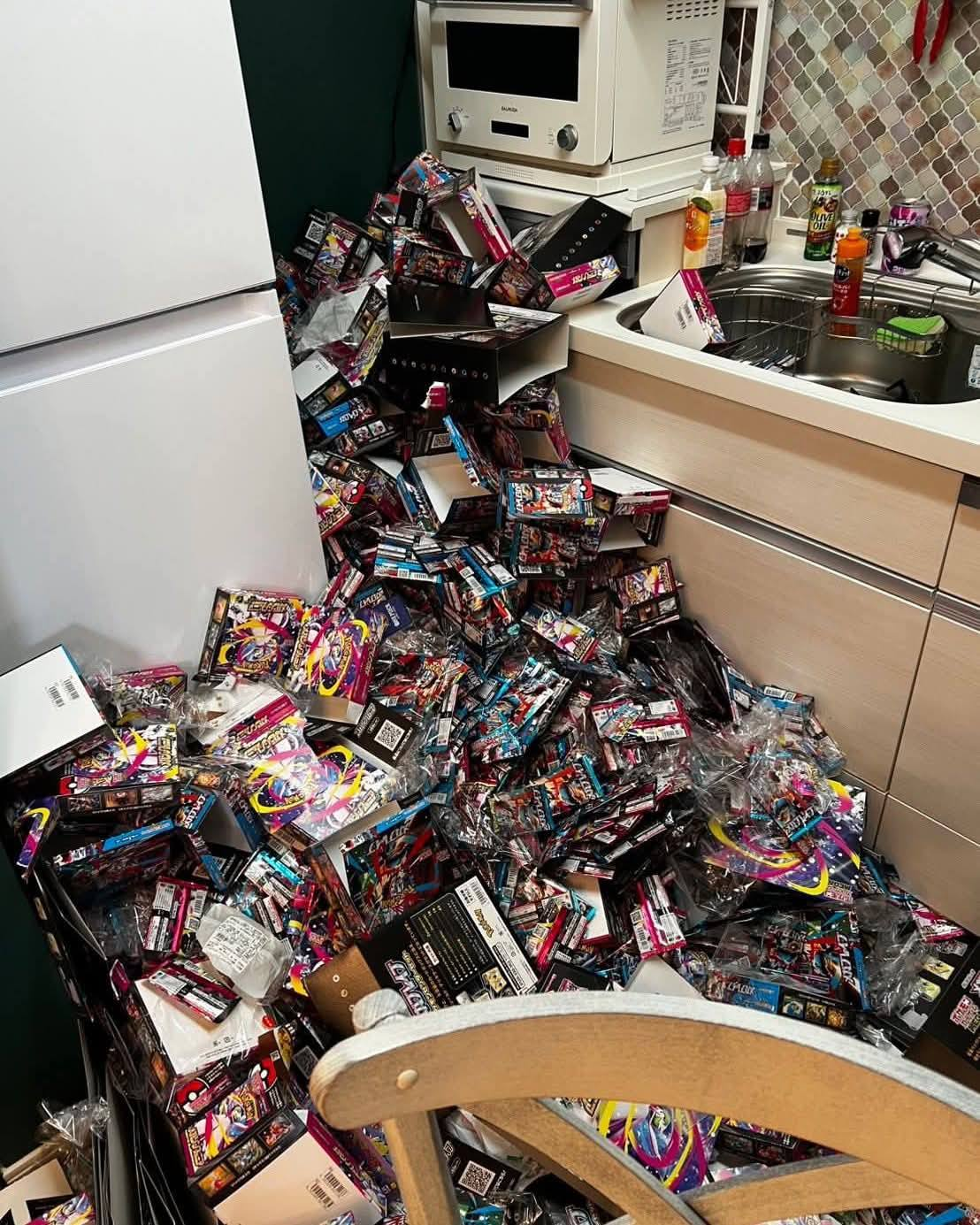 Netizen phẫn nộ căn phòng trọ biến thành