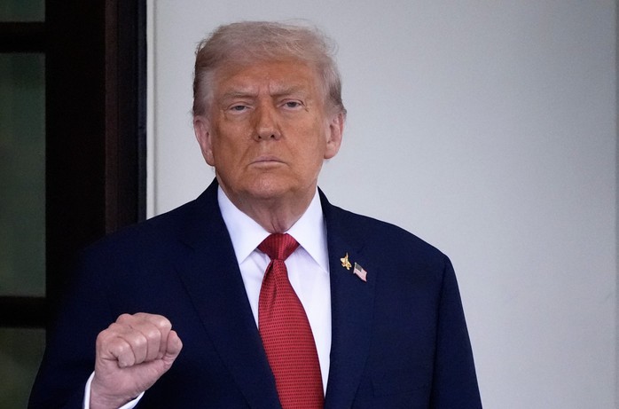 Ông Donald Trump có hành động bất ngờ sau kết quả Nobel Hòa bình 2025- Ảnh 1.