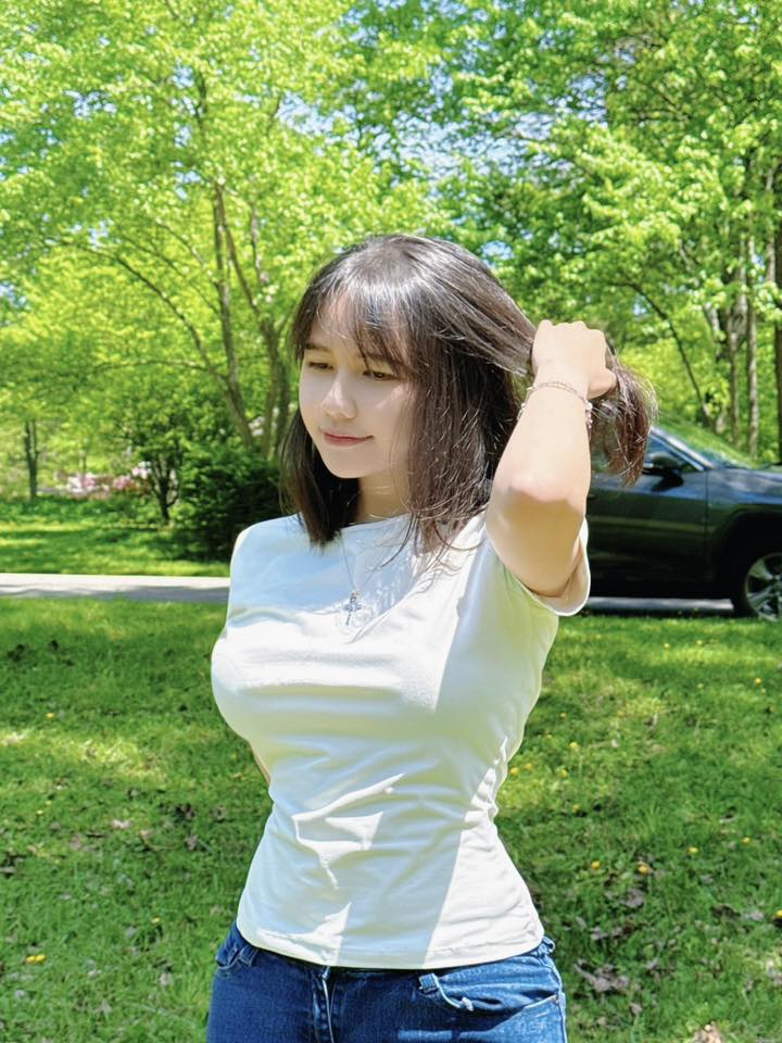 photo-1759215733681 photo-1759215733681