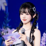 "Nữ thần" LPL khoe chân dài miên man, diện váy siêu ngắn khiến CĐM mê mẩn photo 1759510961894 1759510962302446875756 91 0 585 790 crop 17595554908081074748413png