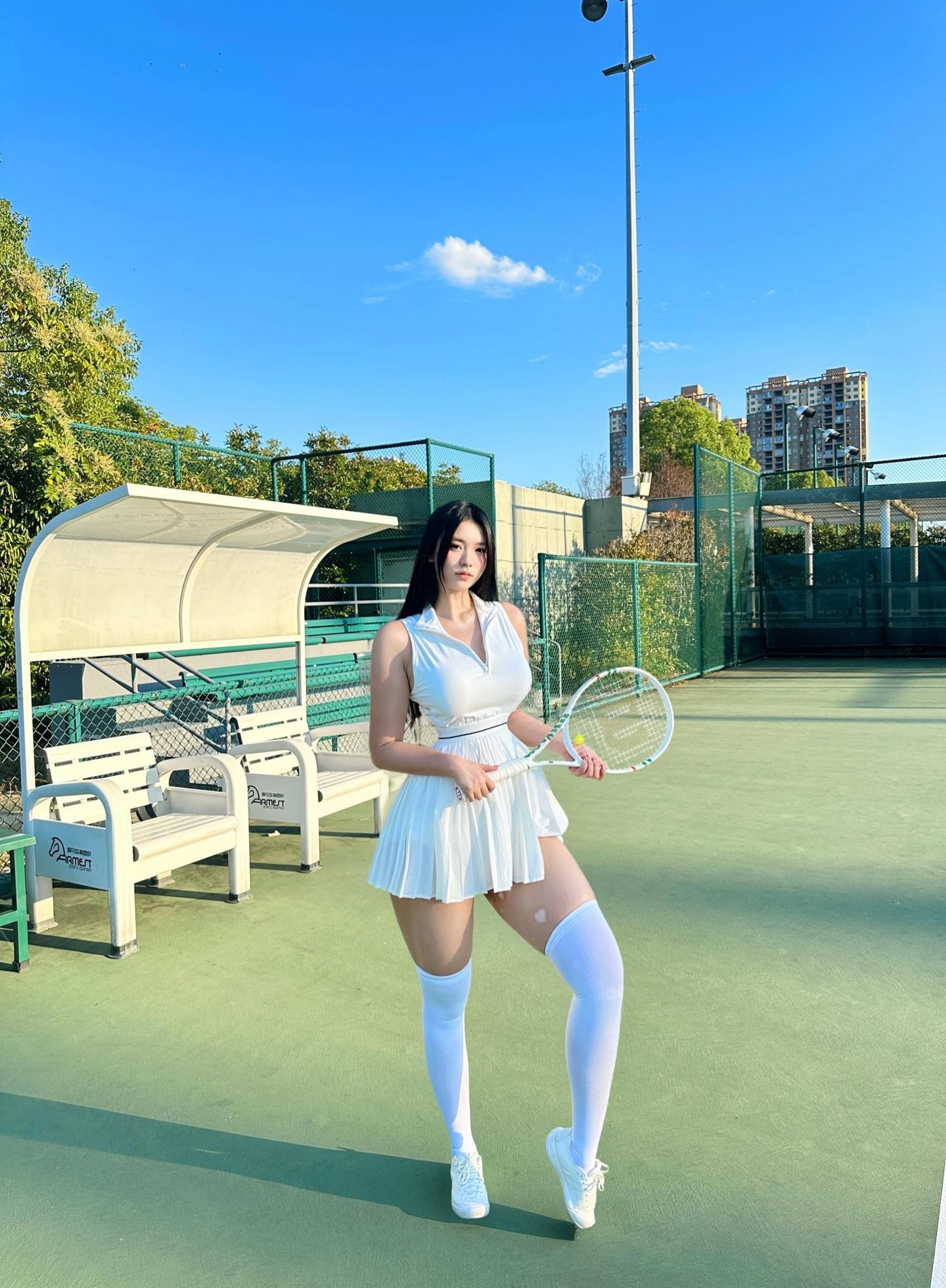 photo-1759978021080 photo-1759978021080