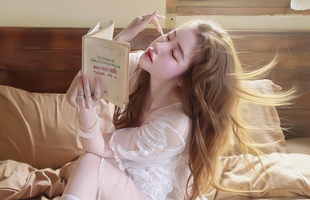 Sau loạt ảnh nóng bỏng, Elly Trần lại tung clip táo bạo khiến cộng đồng mạng ngỡ ngàng photo 1759995839966 17599958404471807622851 577 0 1373 1274 crop 1760069634125287463619png