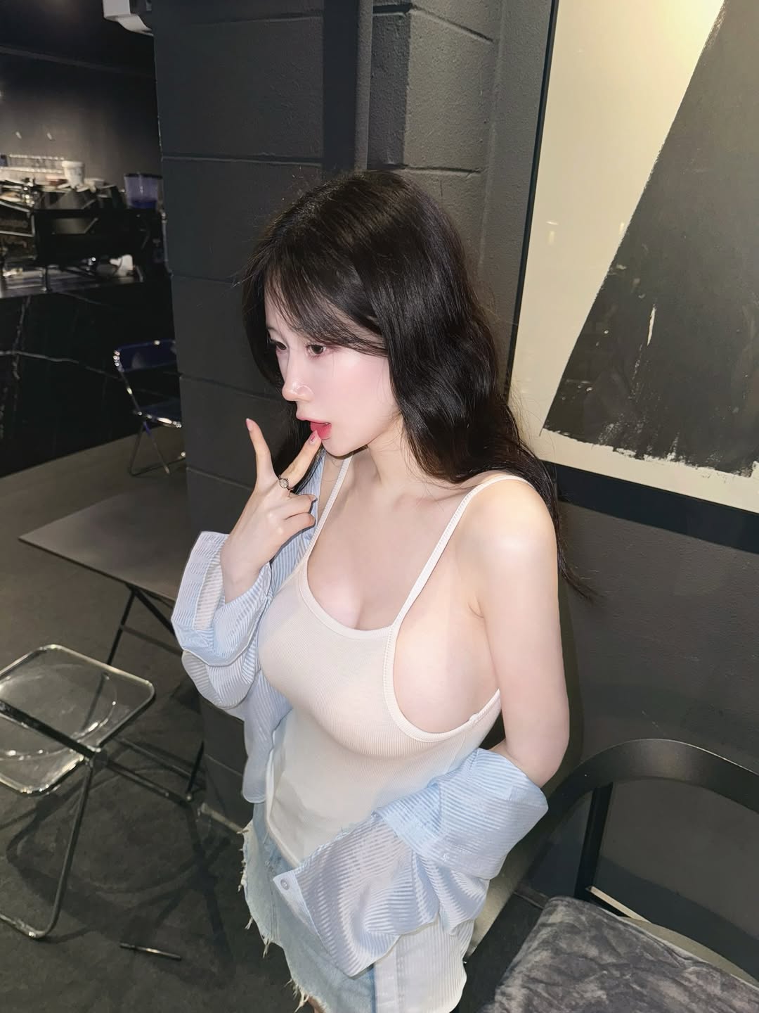 “Nàng thơ” khiến fan đổ gục vì vẻ đẹp vừa hồn nhiên vừa quyến rũ- Ảnh 7. “Nàng thơ” khiến fan đổ gục vì vẻ đẹp vừa hồn nhiên vừa quyến rũ- Ảnh 7.