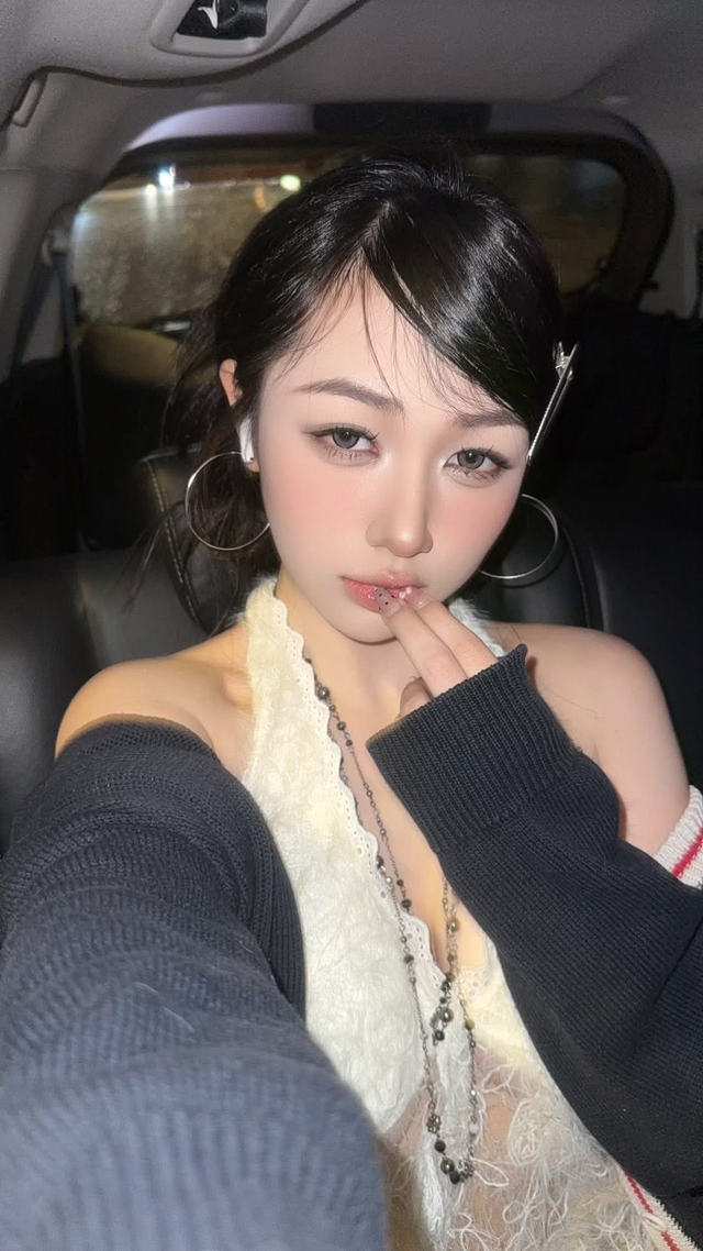 Trần Hà Linh bất ngờ kêu than bức xúc vì bị chế ảnh phản cảm, sự thật đằng sau là gì?- Ảnh 1.