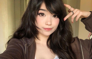 Nữ streamer 2 triệu người theo dõi, bất ngờ bị "sàm sỡ" ngay khi đang tham dự một sự kiện offline đình đám photo 1760801025461 1760801026187517289023 180 0 1080 1440 crop 1760845370803301640086png