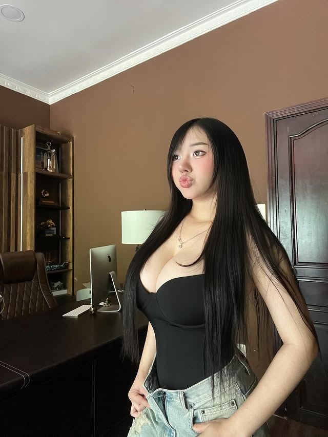 Bất ngờ xuống tóc, Zin thích nấu ăn khiến fan mê mẩn trước nhan sắc Bất ngờ xuống tóc, Zin thích nấu ăn khiến fan mê mẩn trước nhan sắc