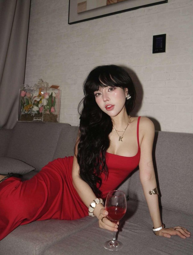 Bảo Khuyên Susan lên đồ, nhan sắc đến mức netizen phải thốt lên: