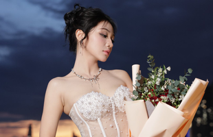 Trần Hà Linh nhận về muôn vàn sự ngán ngẩm của CĐM: Có người nói "không làm mà muốn có ăn" photo 1762329411755 17623294123041169698497 447 0 1301 1366 crop 17623334289581953708908png