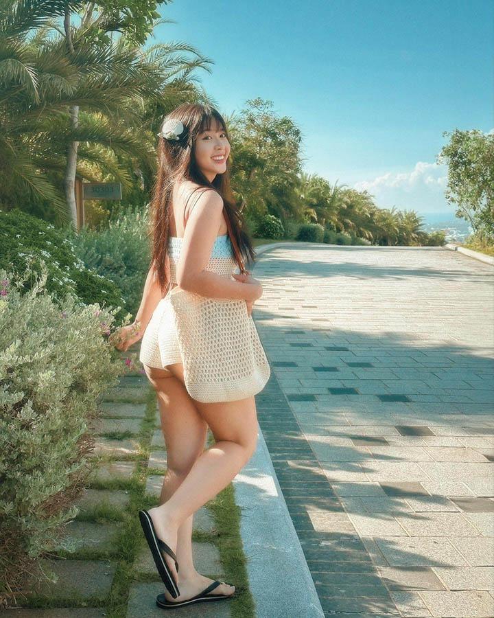 Làm video “mukbang” nhưng ánh mắt của fan lại “va” ánh mắt của hot girl- Ảnh 6. Làm video “mukbang” nhưng ánh mắt của fan lại “va” ánh mắt của hot girl- Ảnh 6.