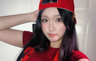 Quên Phú bà đi, nhiều anh em game thủ đang phát sốt với phiên bản Anh Hai bán phở cực nóng bỏng này photo 1763001734634 17630017348421543090587 259 0 1219 1536 crop 17630092359011974203743png