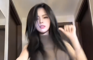 Clip mới của Yugi Kiều Oanh khiến triệu anh em không thể rời mắt 43 Clip mới của Yugi Kiều Oanh khiến triệu anh em không thể rời mắt photo 1763137161103 1763137161535827332613 60 0 409 558 crop 17631774853361848362936png