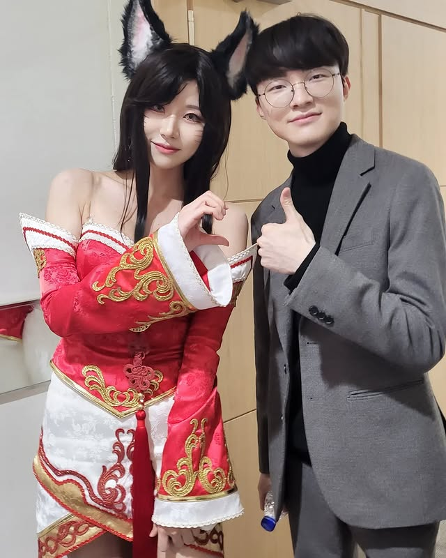 Sở hữu tấm ảnh “chấn động” với Faker, nay hot girl này lại khiến người xem mê mệt với nhan sắc ngày càng thăng hạng- Ảnh 1. Sở hữu tấm ảnh “chấn động” với Faker, nay hot girl này lại khiến người xem mê mệt với nhan sắc ngày càng thăng hạng- Ảnh 1.