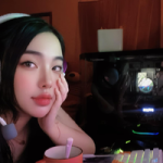 Tuyển đối chơi game theo phong cách “cục cằn”, hot girl xinh đẹp khiến người xem thích thú photo 1764573111010 17645731114251192285123 0 50 1125 1850 crop 1764581996031776137357png