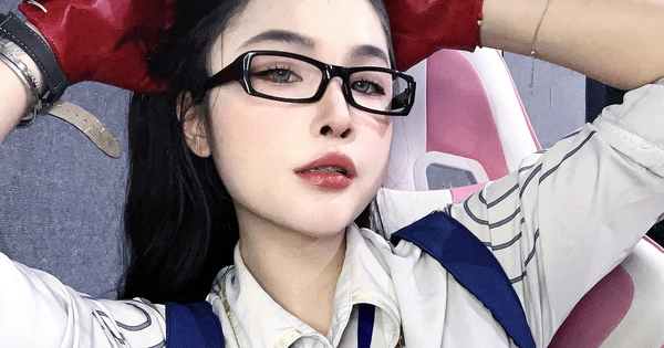 Nữ MC sở hữu "nụ hôn bạc tỷ" bất hoá hoá soái ca khiến làng game ngỡ ngàng 29 Nữ MC sở hữu "nụ hôn bạc tỷ" bất hoá hoá soái ca khiến làng game ngỡ ngàng photo 1764641289559 17646412900981945723431 1764641505285 17646415056122128431794 1764725383438 1764725383692544485425 318 0 1122 1536 crop 1764725428829559026710png