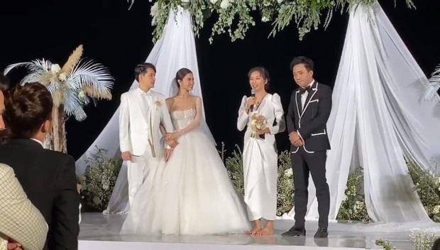 Những bó hoa cưới