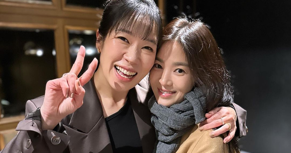 Sao Hàn đóng liên tiếp 3 bom tấn gây sốt toàn cầu, đỉnh đến nỗi đến Song Hye Kyo cũng phải phát cuồng photo 2 17050242018841671131138 1742384962277 17423849633191330562975 184 0 749 1080 crop 174238504352775141852png