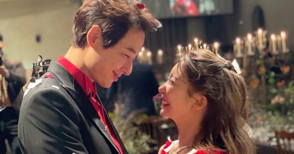 Chuyện tình éo le của nam diễn viên và fangirl kém 14 tuổi: Hẹn gặp 4 lần thì toang hết 3, nghi có mưu đồ photo 2 17080721753832144167050 1743397313501 17433973138321959800781 1743400665980 17434006660672065296790 42 0 377 640 crop 17434008664601203100465jpeg