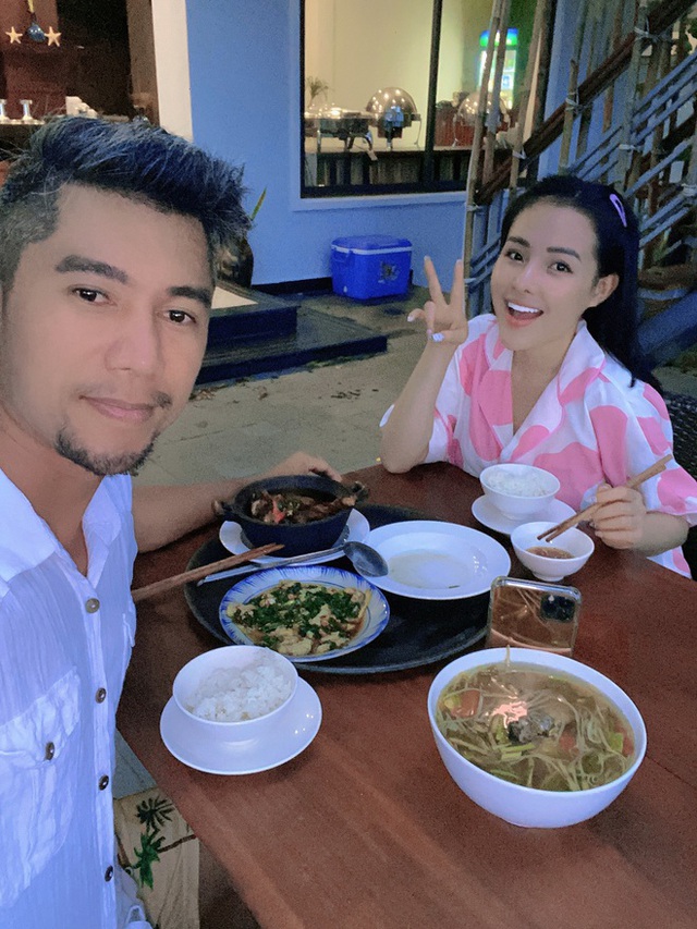 Ngân 98 - Lương Bằng Quang: Mua rau phải mặc cả từng đồng, cọ toilet thuê để mưu sinh- Ảnh 5.