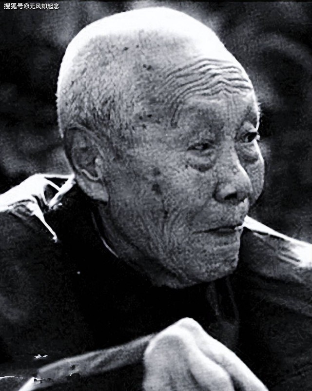 Thái giám cuối cùng nhà Thanh tiết lộ: Hoàng hậu Uyển Dung có một thói quen khi tắm khiến Phổ Nghi ghét cay ghét đắng- Ảnh 1.