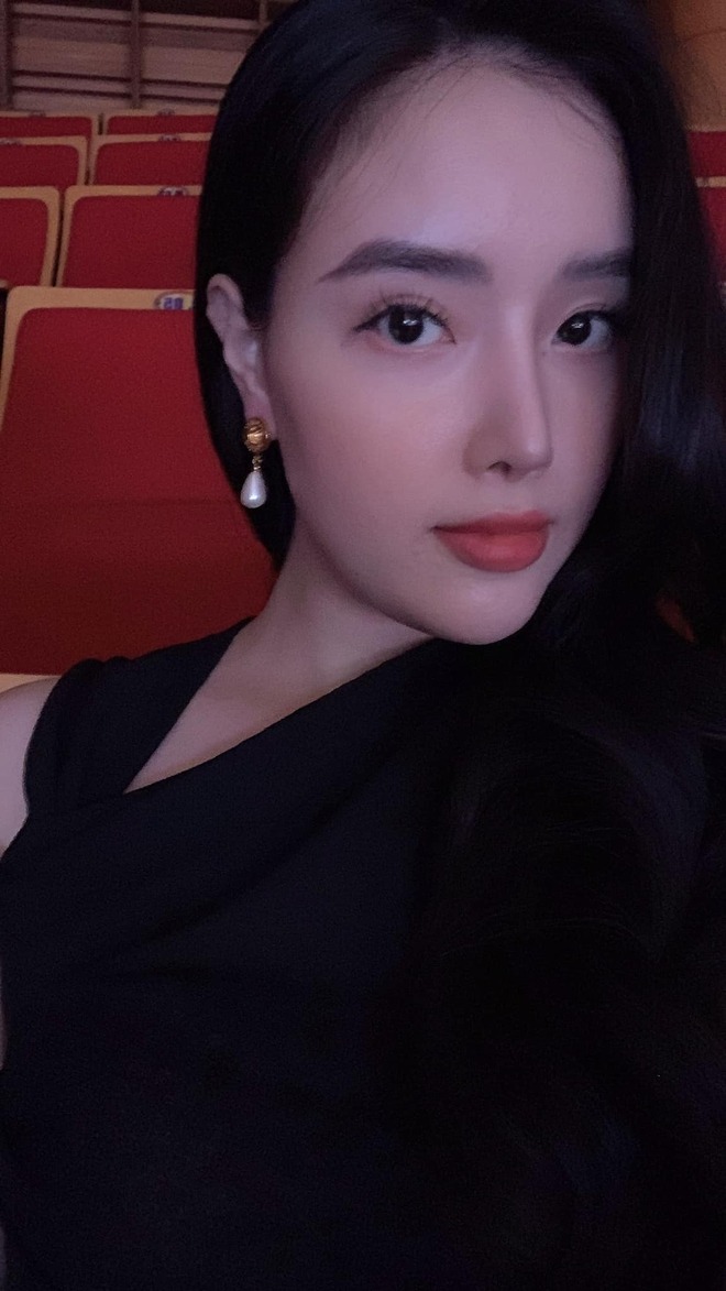 Em gái Hoa hậu Mai Phương Thúy cao 1m78, Em gái Hoa hậu Mai Phương Thúy cao 1m78,