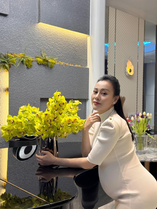 Cuộc sống của Phương Oanh - Shark Bình bên trong biệt thự tại Hà Nội- Ảnh 8.