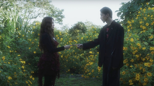 3 năm yêu của Đen Vâu - Hoàng Thùy Linh: Đầy rẫy hint chất lượng, lộ ảnh bụng bầu khệ nệ, chốt hạ cặp song sinh mới đỉnh!- Ảnh 9.