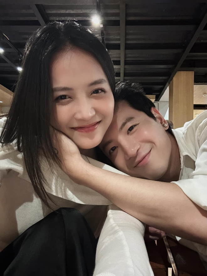 Câu trả lời của Trương Mỹ Nhân trước nghi vấn rạn nứt với Phí Ngọc Hưng- Ảnh 3. Câu trả lời của Trương Mỹ Nhân trước nghi vấn rạn nứt với Phí Ngọc Hưng- Ảnh 3.