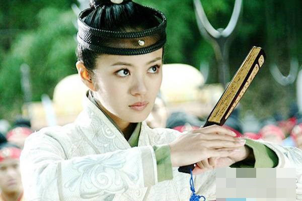 10 mỹ nhân đẹp nhất tiểu thuyết võ hiệp Kim Dung: Tiểu Long Nữ và Vương Ngữ Yên đều không phải số 1- Ảnh 7. 10 mỹ nhân đẹp nhất tiểu thuyết võ hiệp Kim Dung: Tiểu Long Nữ và Vương Ngữ Yên đều không phải số 1- Ảnh 7.