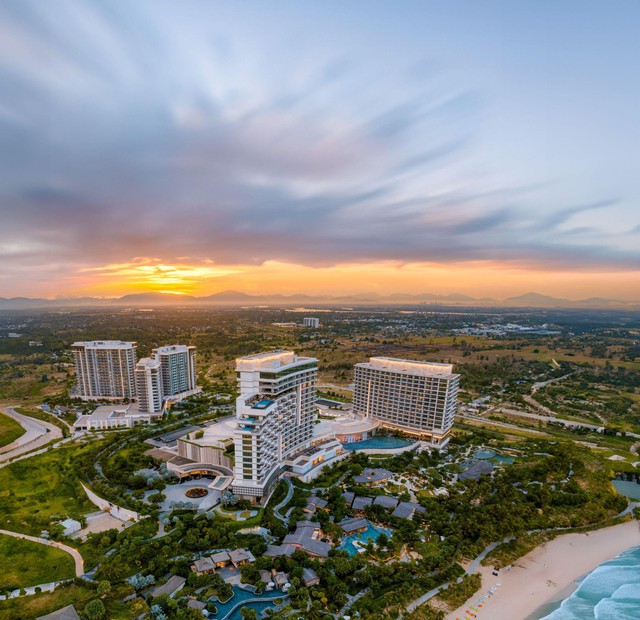 Lệ Quyên đón sinh nhật lãng mạn bên Lâm Bảo Châu tại khu nghỉ dưỡng sang chảnh- Ảnh 6.