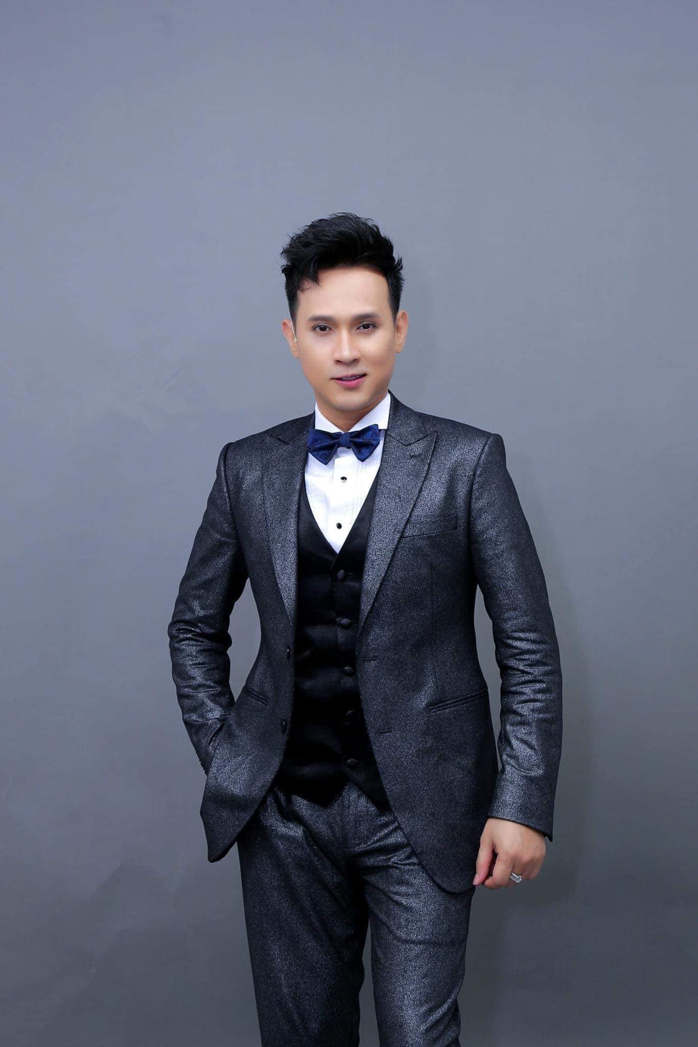 Sao nam Vbiz U50 lên chức viện phó: Mua nhà như mua rau, sợ lấy vợ- Ảnh 2.