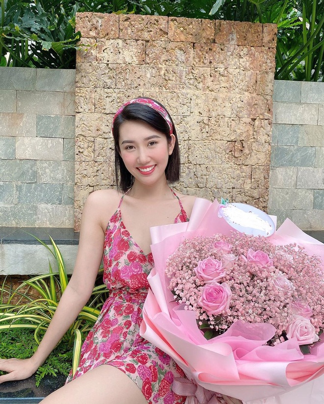 Thúy Ngân từng khổ sở vì người yêu cũ thế nào?- Ảnh 2. Thúy Ngân từng khổ sở vì người yêu cũ thế nào?- Ảnh 2.