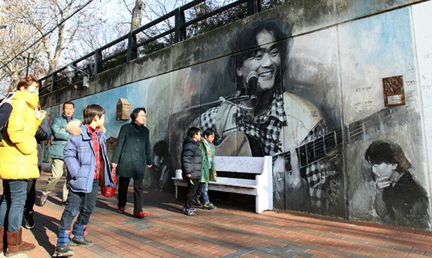 Cái chết bi kịch của tượng đài âm nhạc Hàn Quốc: 50 phút im lặng cực khó hiểu, lời khai mập mờ của vợ cùng nghi vấn quanh khối tài sản 260 tỷ đồng- Ảnh 8.