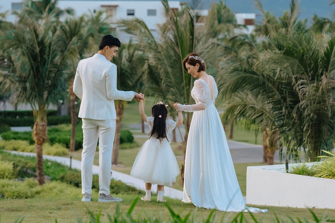 Khương Ngọc lộ con gái giấu kín suốt 7 năm theo cách không ai ngờ đến- Ảnh 5. Khương Ngọc lộ con gái giấu kín suốt 7 năm theo cách không ai ngờ đến- Ảnh 5.