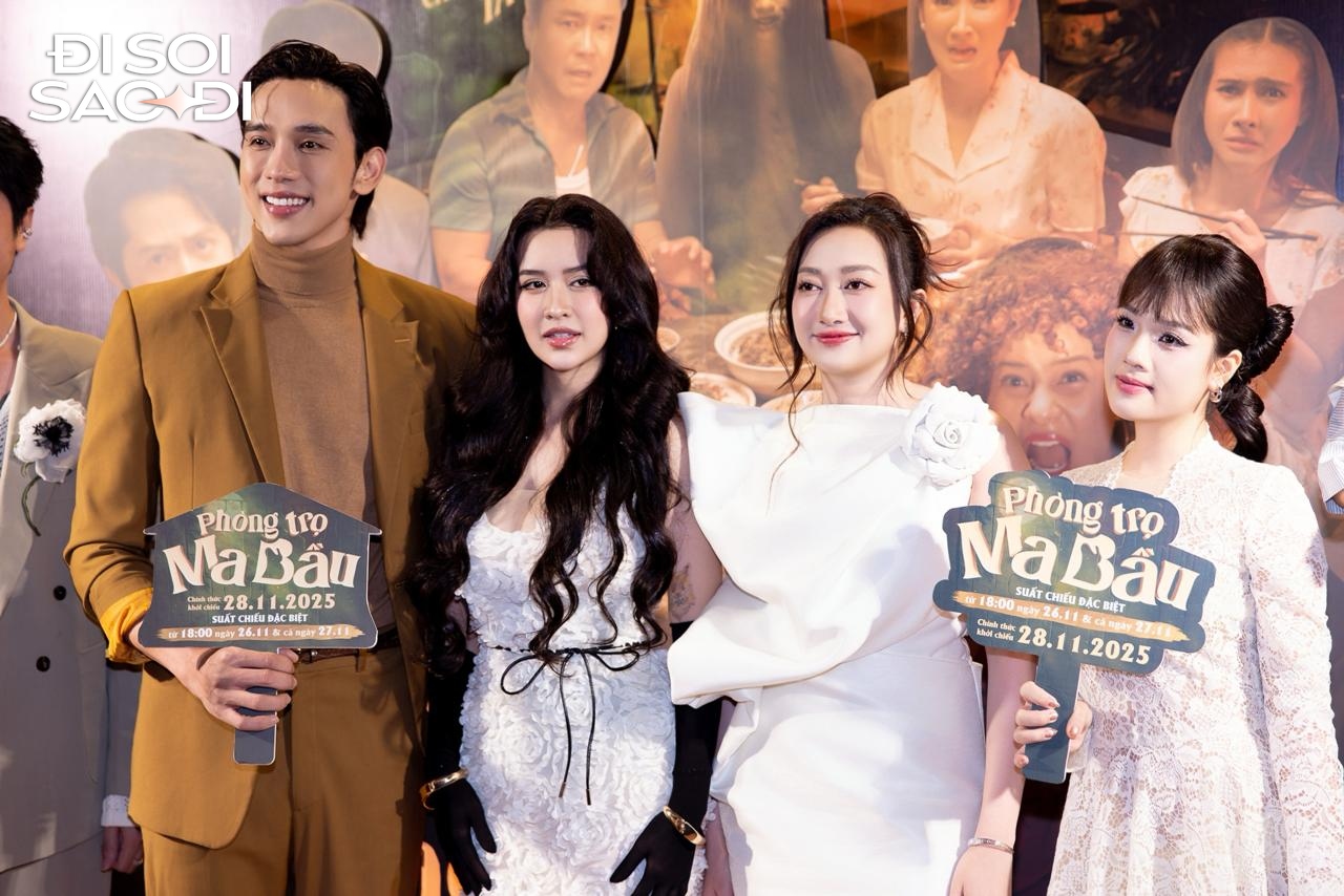 Thảm đỏ HOT nhất hôm nay: Kim Tuyến đẹp đến nỗi bị fan vây kín, một mỹ nhân Genz khoe vòng 1 nóng bỏng mắt- Ảnh 5. Thảm đỏ HOT nhất hôm nay: Kim Tuyến đẹp đến nỗi bị fan vây kín, một mỹ nhân Genz khoe vòng 1 nóng bỏng mắt- Ảnh 5.