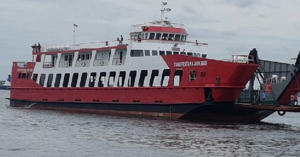 Phà chở 65 người chìm ở Bali, 43 người mất tích 29 Phà chở 65 người chìm ở Bali, 43 người mất tích photo12021 09 233e6665d78fe2931 08550520 1751514208778961495304 0 20 432 711 crop 1751514218675831491737png