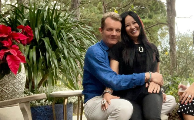 Bạn trai diva Hồng Nhung ở đâu khi cô mắc bệnh hiểm nghèo, ra quyết định tàn bạo cũng 1 mình?- Ảnh 2.