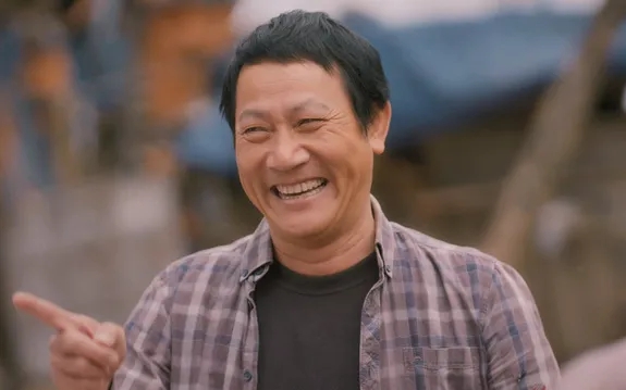 Nam NSƯT sở hữu biệt thự 2 mặt tiền gần biển ở Đà Nẵng: Từng bỏ nghề diễn làm lái xe, U60 viên mãn bên vợ và 4 con- Ảnh 2.