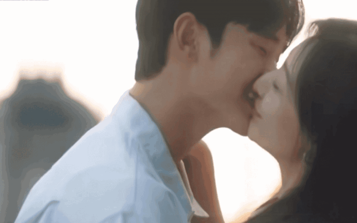 "Ông hoàng xào couple" Kim Soo Hyun và chiêu trò giả dối khiến Kim Ji Won khốn đốn photo1714967021702 1714967022226551037373 17440025855701164922063 1744015204410 17440152046051872756448