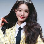 "Công chúa Kpop" Jang Won Young gây sốt cõi mạng với hệ tư tưởng may mắn "Lucky Vicky" photo1741013724931 17410137250991928393398 174101376265829906377jpg