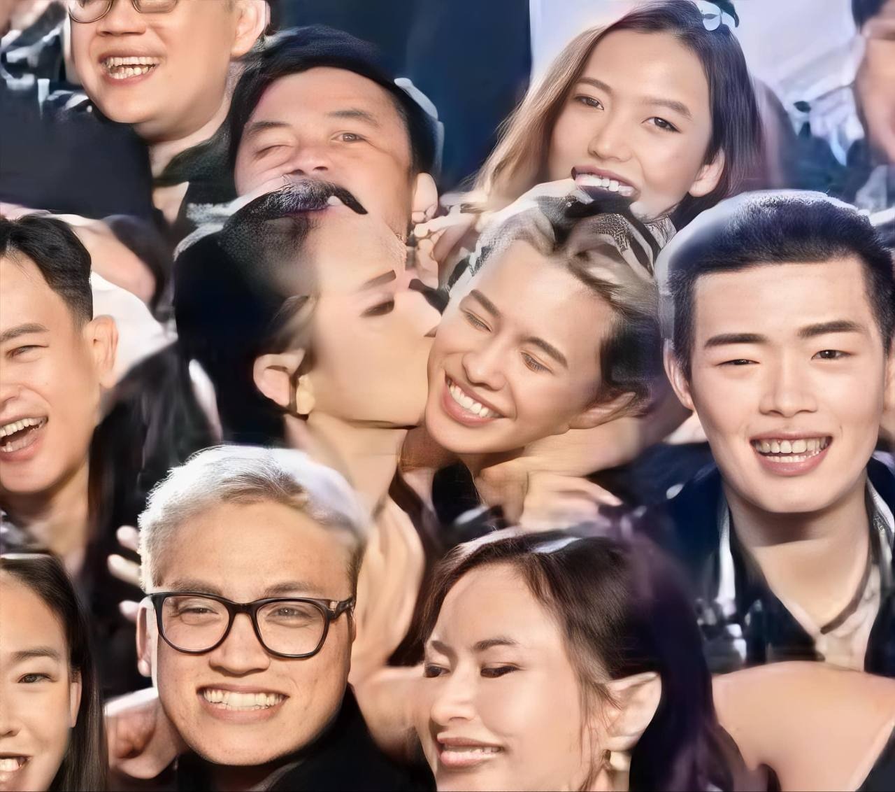 1 Á hậu Vbiz và người yêu đồng giới đã