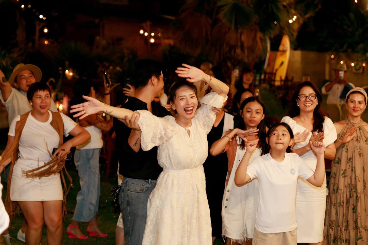 Ngô Thanh Vân sơ hở để lọt khoảnh khắc 2 giây lộ bụng bầu lớn rõ?- Ảnh 7. Ngô Thanh Vân sơ hở để lọt khoảnh khắc 2 giây lộ bụng bầu lớn rõ?- Ảnh 7.