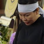 Sao Việt lên tiếng vụ vợ cố nghệ sĩ Quý Bình bị bàn tán: "Tôi cần nói ra điều này vì người anh của mình" photo2025 03 11 091439 17416592852211846224148 1741667497975 17416674981181052885080 121 0 500 723 crop 17416977399262043268417jpeg