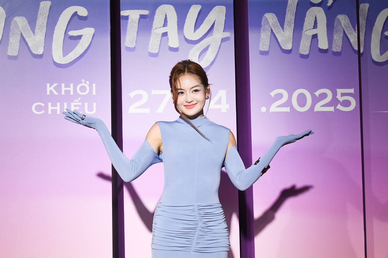 Thảm đỏ hot nhất hôm nay: