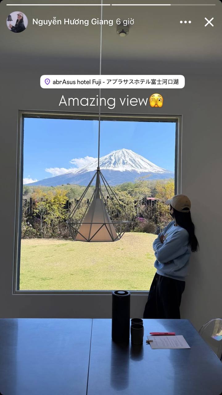 Cặp đôi Hoa hậu - hot boy không một bức ảnh chung nhưng ai cũng biết đang hẹn hò- Ảnh 1. Cặp đôi Hoa hậu - hot boy không một bức ảnh chung nhưng ai cũng biết đang hẹn hò- Ảnh 1.