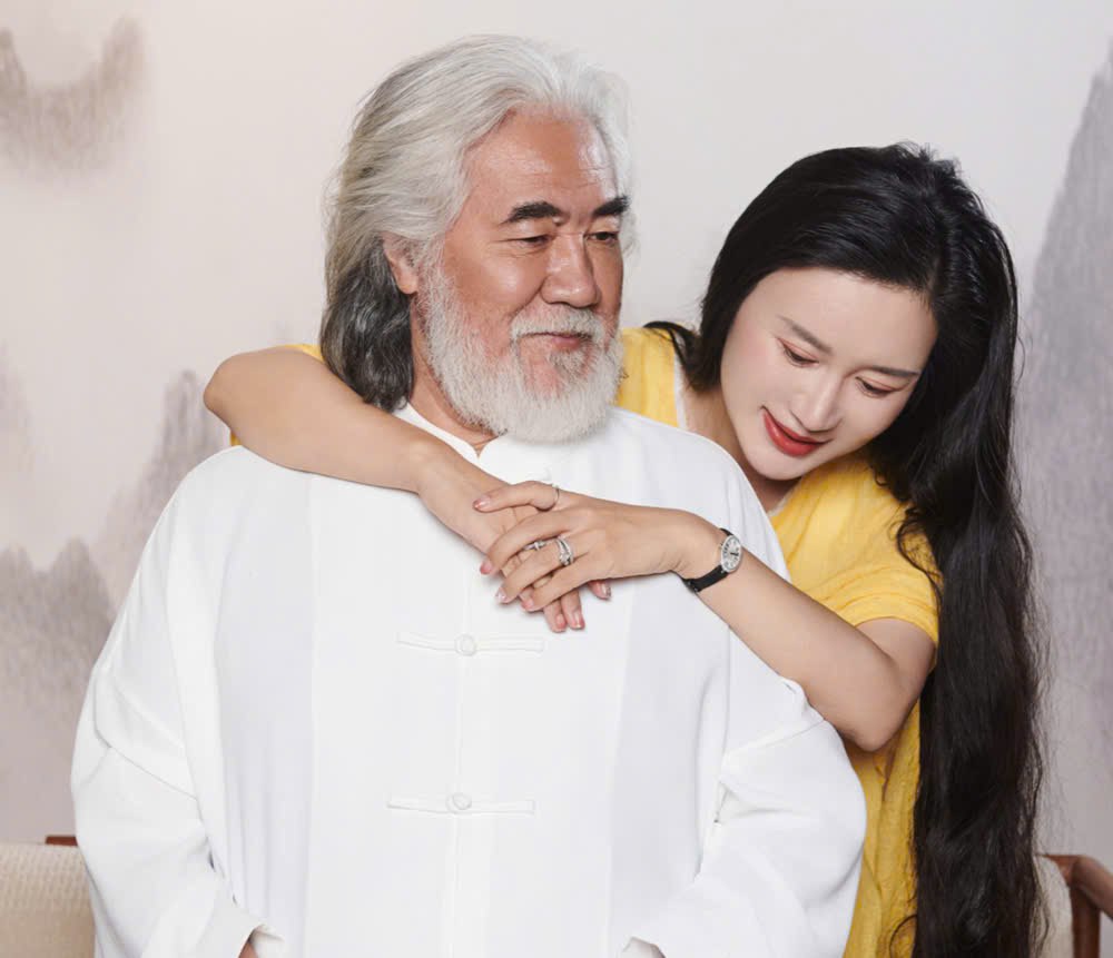 1 nam nghệ sĩ gây tai nạn giao thông trên đường đưa con đi học, câu nói sau đó thổi bùng tranh cãi- Ảnh 2. 1 nam nghệ sĩ gây tai nạn giao thông trên đường đưa con đi học, câu nói sau đó thổi bùng tranh cãi- Ảnh 2.