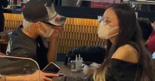 Xôn xao hình ảnh nghi Wren Evans bị "tóm dính" hẹn hò cùng gái lạ giữa drama đấu tố ngoại tình photo2025 05 12 121112 1747027047136805865232 1747033761938 1747033762196377647838 0 0 670 1280 crop 17470338335612034109223jpeg