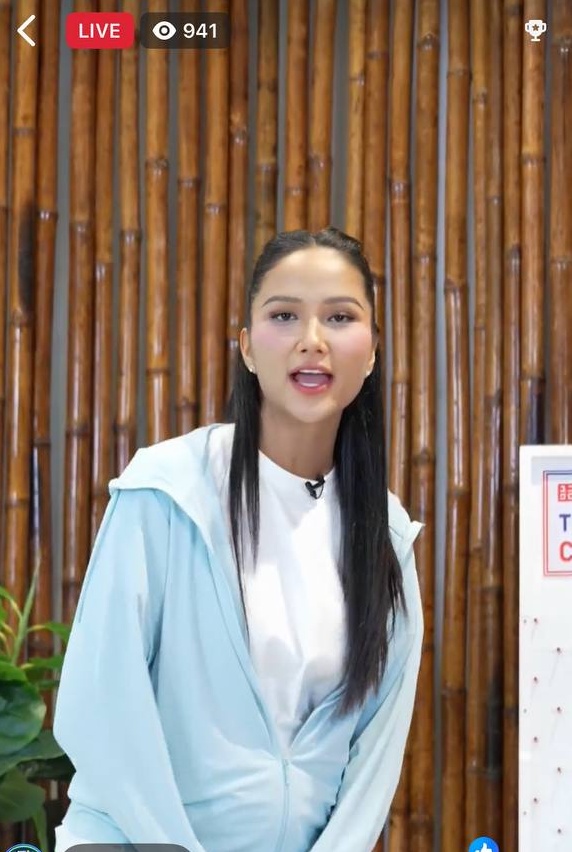 Hóng tin vui Vbiz: 1 Hoa hậu quốc dân vừa lấy chồng, đang mang thai con đầu lòng!- Ảnh 7. Hóng tin vui Vbiz: 1 Hoa hậu quốc dân vừa lấy chồng, đang mang thai con đầu lòng!- Ảnh 7.